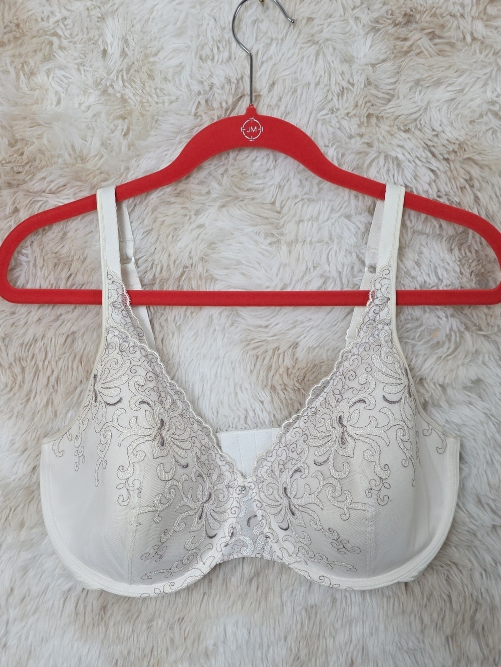 *Bali 4513 Embroidered Underwire Bra Ivory White Full Coverage 38DD